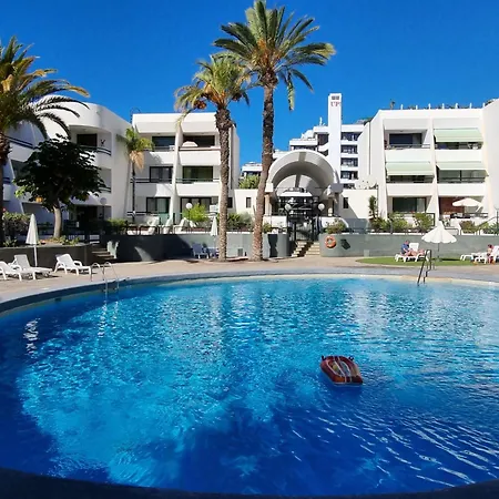 Casa Palmera 2 Only 150 Meters To The Beach, Heated Pool, Wifi, Sat-tv, Terrace, Location, Washing Machine Apartment Playa de las Americas (Tenerife)